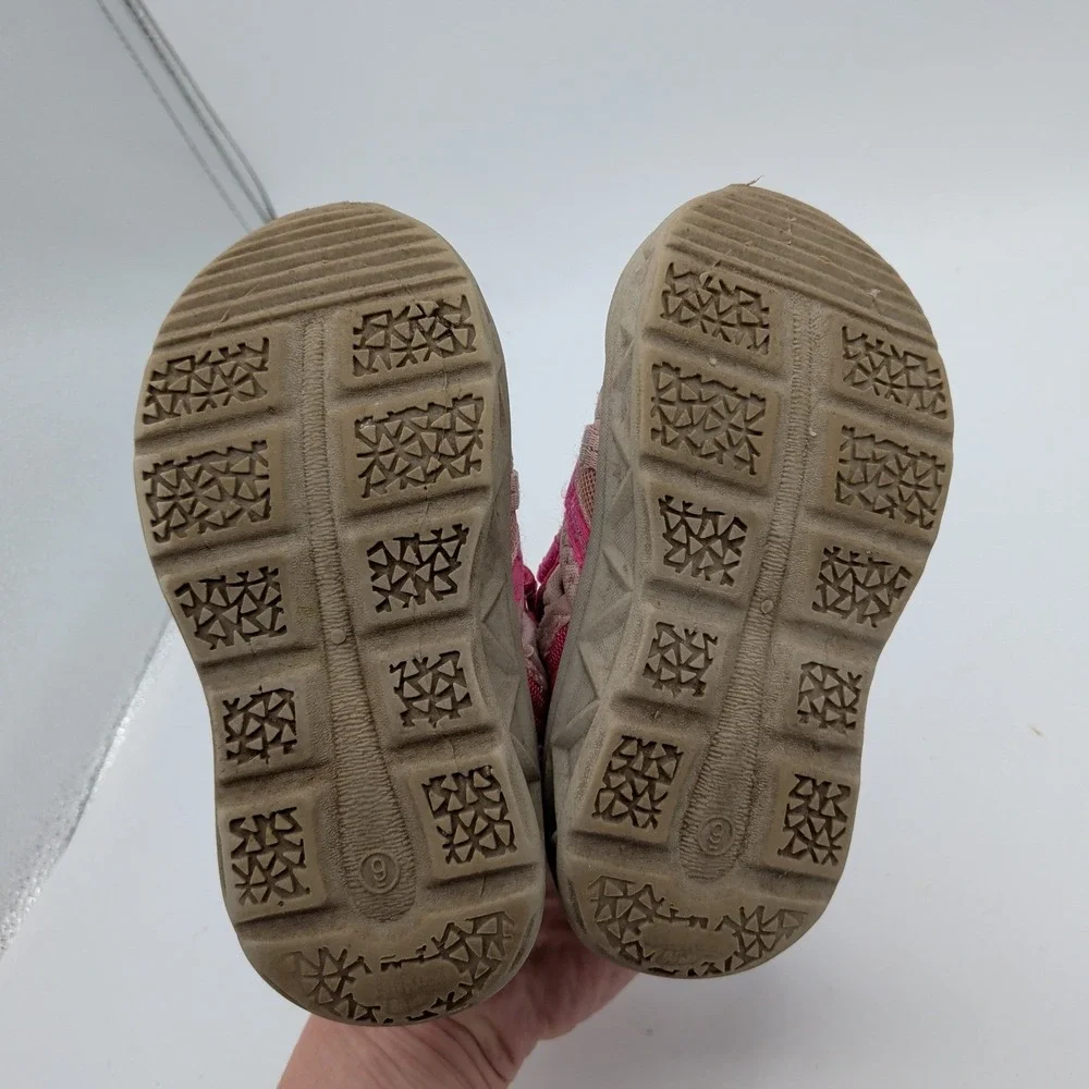 OshKosh Bgosh Abe Toddler Girls Pink Glitter Water Sandals Size 9M OS24G17H